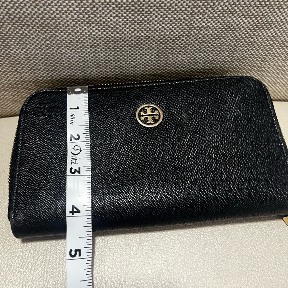 Tory Burch Robinson Black Leather Zip Continental Wallet Women’s - Picture 3 of 11